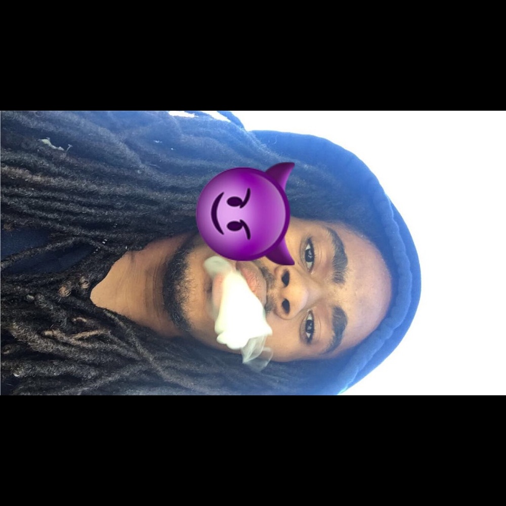 Meet your Posher, Deandre